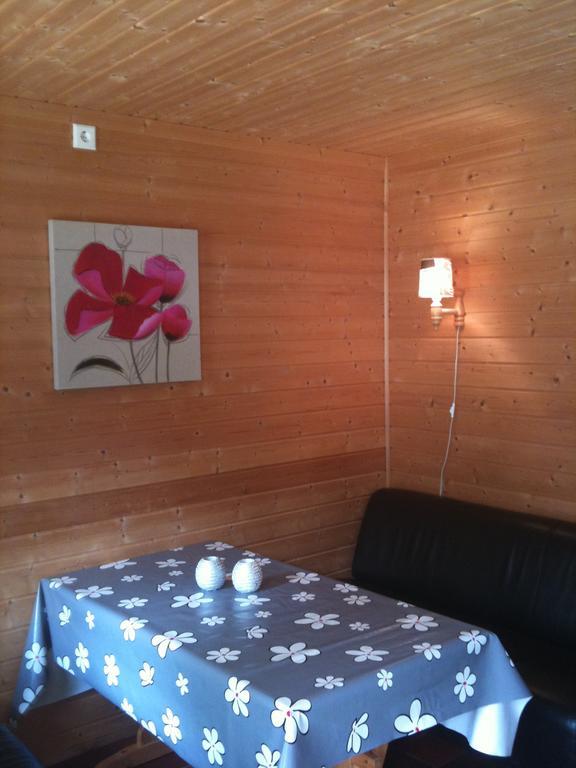 Folven Adventure Camp Hotel เยลเลอ ห้อง รูปภาพ