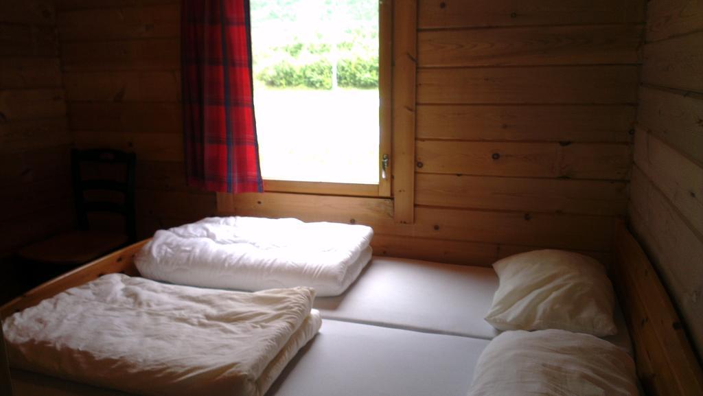 Folven Adventure Camp Hotel เยลเลอ ภายนอก รูปภาพ